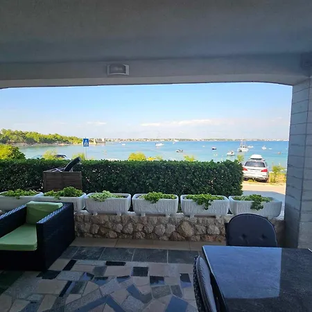 Apartament Na Valovima