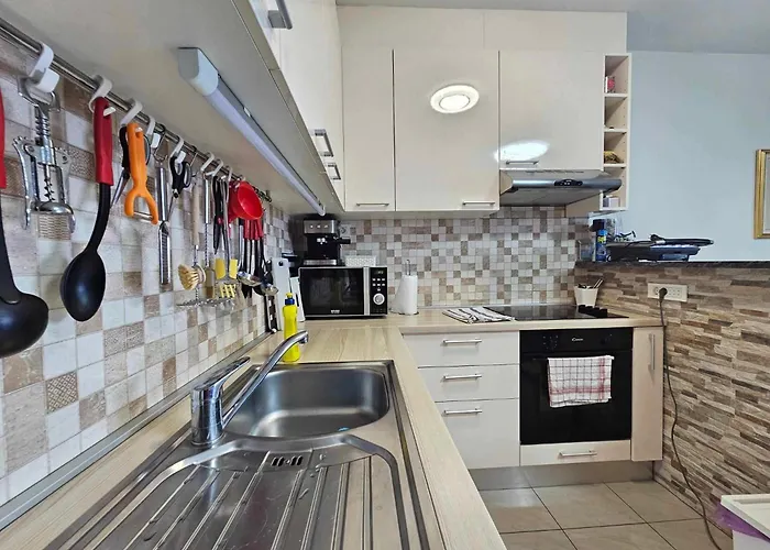 Na Valovima Appartement Vir
