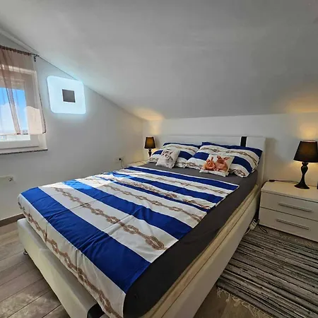 Na Valovima Apartament *